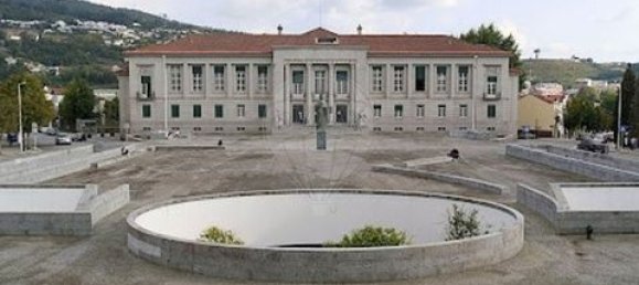 Gewerbliche Immobilie in Guimaraes, Portugal 175m², Nr. 190069 3