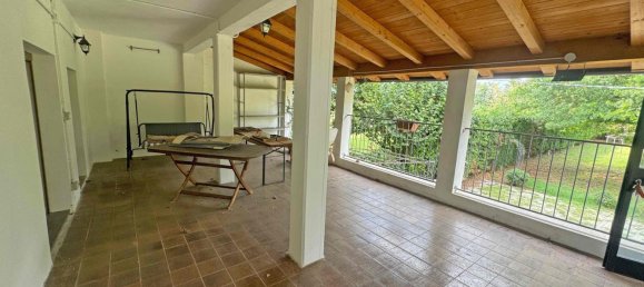 6 bedrooms House in Bibbiano, Italy No. 330643 23