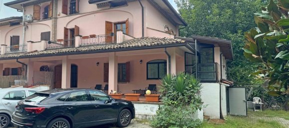 6 bedrooms House in Bibbiano, Italy No. 330643 6
