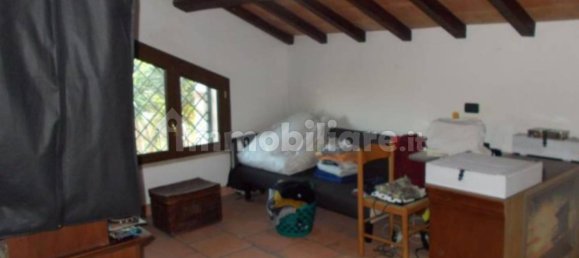 Villa de 3 dormitorios en Pomezia, Italy No. 292185 10