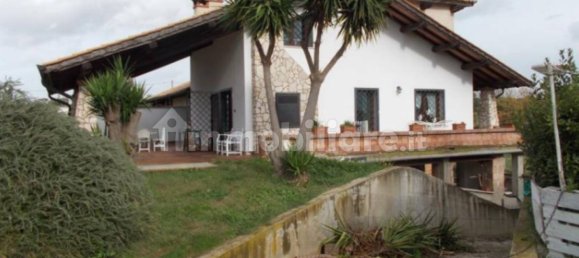 Villa de 3 dormitorios en Pomezia, Italy No. 292185 4