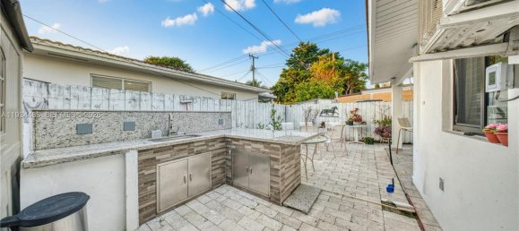 3 chambres villa à vendre à Miami, Miami-Dade, Florida, USA № 615403 4