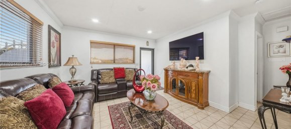 3 chambres villa à vendre à Miami, Miami-Dade, Florida, USA № 615403 23