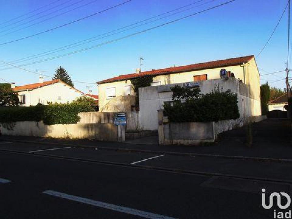 4 chambres Maison à Niort, France No. 23519