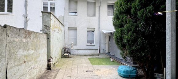 Здание с 1 комнатой в Оберхаузен, Германия № 289717 3