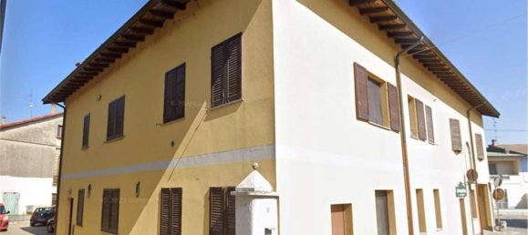Apartamento de 3 habitaciónes en Gerenzago, Italy No. 181356 24