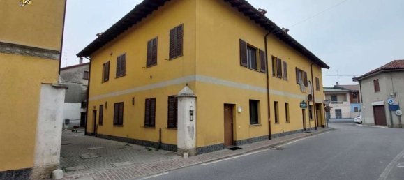 Apartamento de 3 habitaciónes en Gerenzago, Italy No. 181356 25