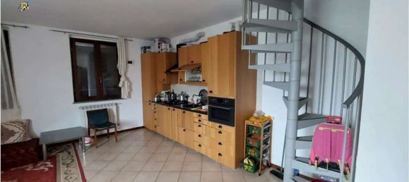Apartamento de 3 habitaciónes en Gerenzago, Italy No. 181356 56