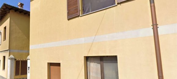 Apartamento de 3 habitaciónes en Gerenzago, Italy No. 181356 7