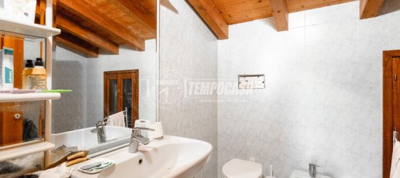 Casa de 6 habitaciónes en Reggio Emilia, Italy No. 232739 10