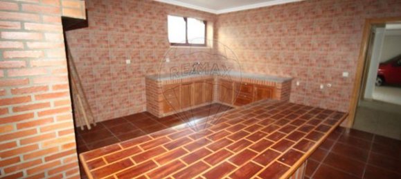 4 bedrooms House in Pombal, Portugal No. 19689 19