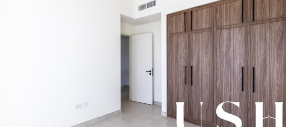 4 chambres Maison de ville à Town Square, UAE No. 98175 25