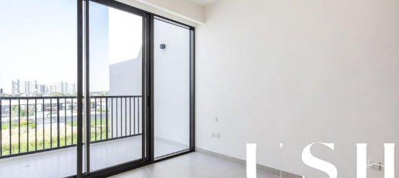 4 chambres Maison de ville à Town Square, UAE No. 98175 19