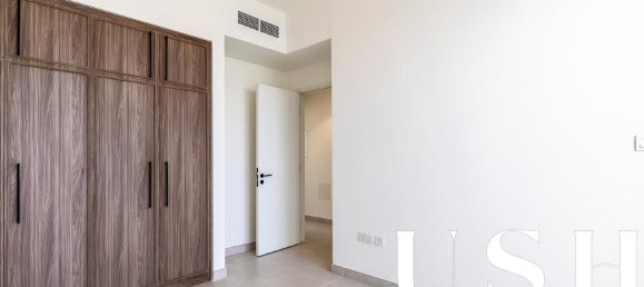 4 chambres Maison de ville à Town Square, UAE No. 98175 21