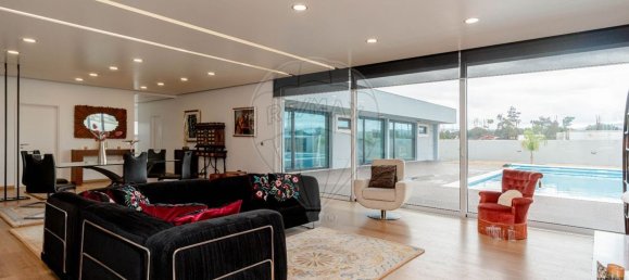 4 bedrooms House in Palmela, Portugal No. 17386 12