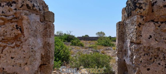 9 bedrooms House in Ugento, Italy No. 86712 40