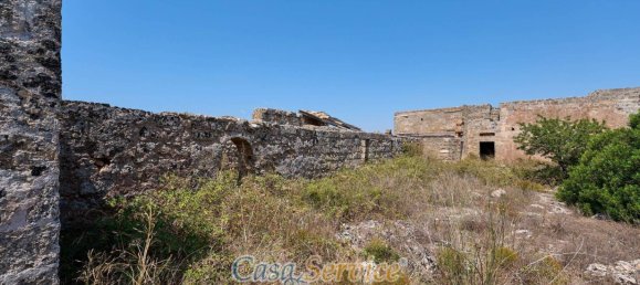 9 bedrooms House in Ugento, Italy No. 86712 45