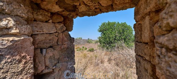 9 bedrooms House in Ugento, Italy No. 86712 16