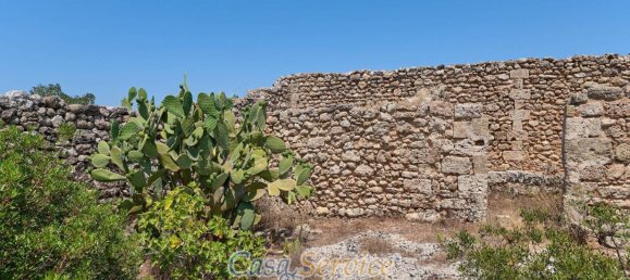 9 bedrooms House in Ugento, Italy No. 86712 31