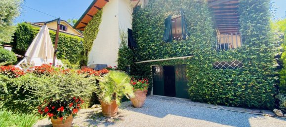 10-salle Villa à Camaiore, Italy No. 93037 17