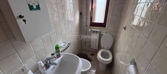 4 bedrooms Apartment in Naples, Italy No. 24313 24