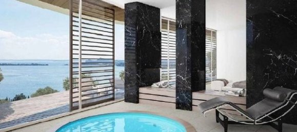 Terreno en Gardone Riviera, Italy No. 138680 6