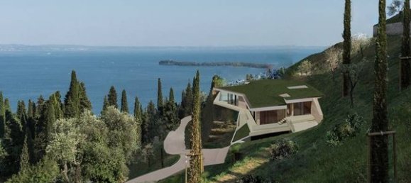 Terreno en Gardone Riviera, Italy No. 138680 2