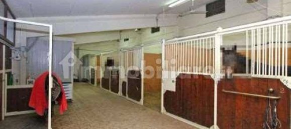 Armazém de 5 divisões em Casciana Terme Lari, Italy N.º 72399 10