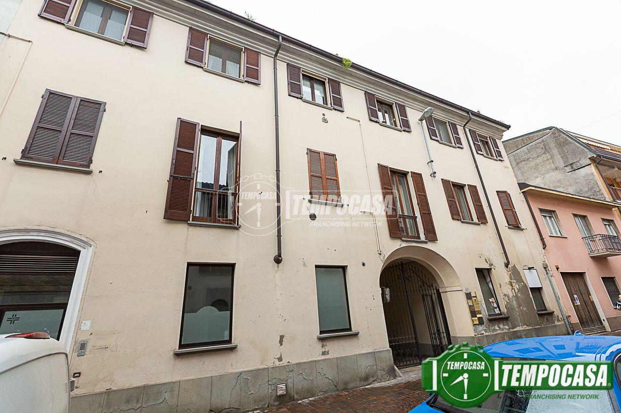 3 rooms Apartment in Codogno, Italy No. 232358