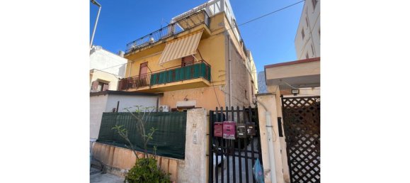 4 bedrooms Apartment in Palermo, Italy No. 331872 6