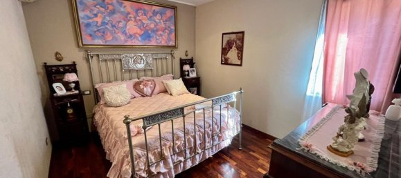 4 bedrooms Apartment in Palermo, Italy No. 331872 16