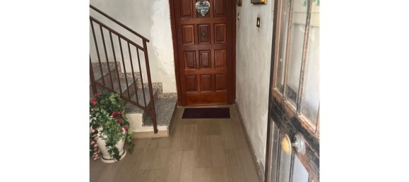 4 bedrooms Apartment in Palermo, Italy No. 331872 9