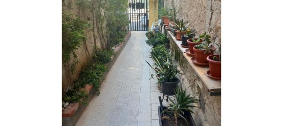 4 bedrooms Apartment in Palermo, Italy No. 331872 8