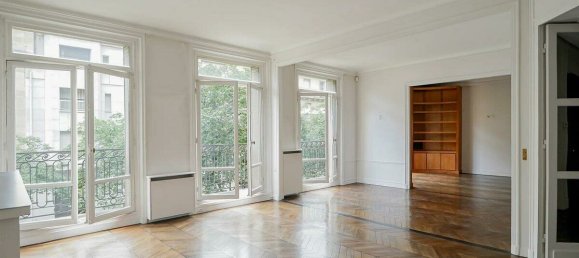 2 bedrooms Apartment in Paris, France No. 173171 6