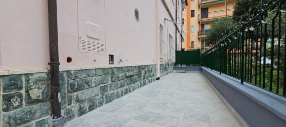 3 rooms Apartment in Borghetto Santo Spirito, Italy No. 193165 11