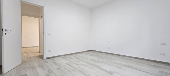 3 rooms Apartment in Borghetto Santo Spirito, Italy No. 193165 4