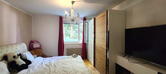 2 rooms Apartment in Hernals, Austria No. 237750 2
