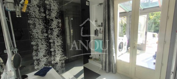 5 bedrooms House in Saint-Eman, France No. 245729 7