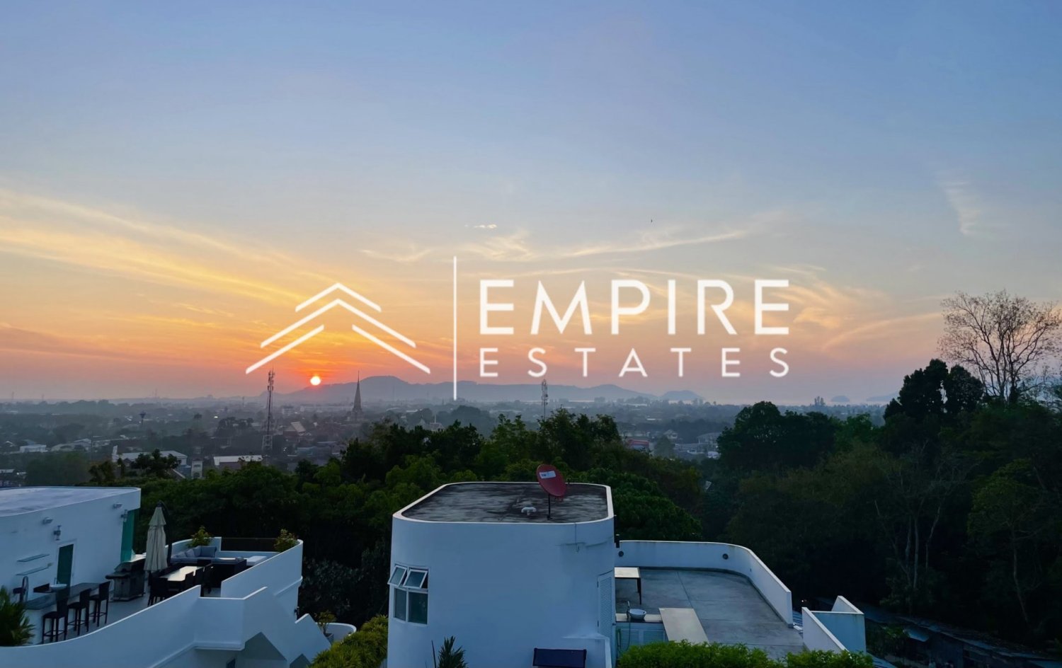 4 bedrooms Villa in Chalong, Thailand No. 6016