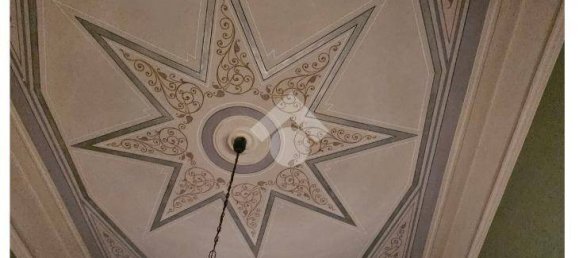 4 bedrooms House in Torremaggiore, Italy No. 31765 6