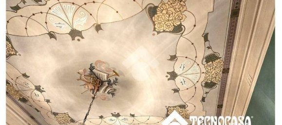 4 bedrooms House in Torremaggiore, Italy No. 31765 14