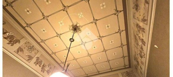 4 bedrooms House in Torremaggiore, Italy No. 31765 9