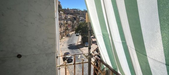 Studio à Piazza Armerina, Italy No. 298965 7