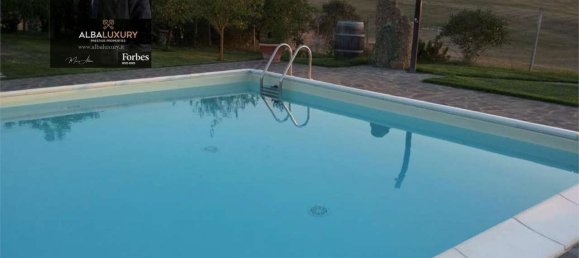 4 bedrooms House in Grosseto, Italy No. 102389 4