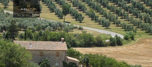 4 bedrooms House in Grosseto, Italy No. 102389 5