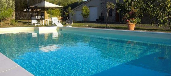 4 bedrooms House in Grosseto, Italy No. 102389 3