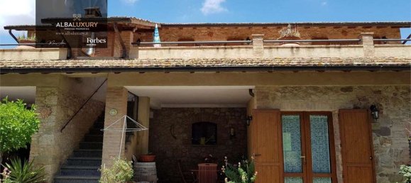 4 bedrooms House in Grosseto, Italy No. 102389 9