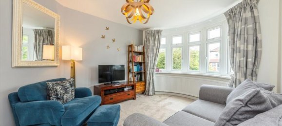 3 bedrooms House in Surbiton, United Kingdom No. 10209 4