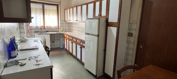5 rooms Apartment in Rome, Italy No. 10571 7