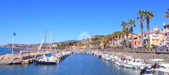 1غرفة مرآب في Riva Ligure, Italy رقم 151082 6